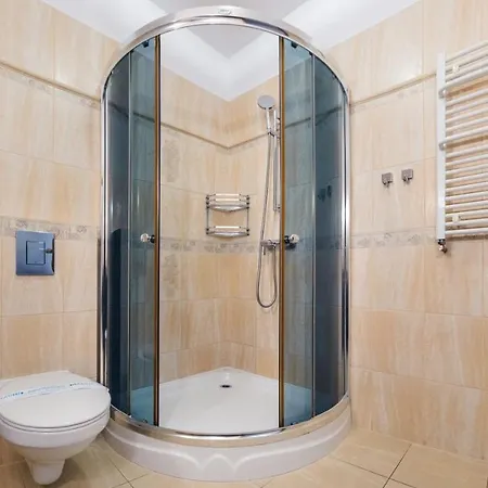 Kosciuszki, Sun & Snow *